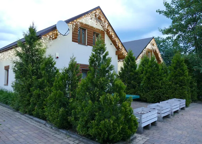 1544 אכסניה איסטבנה