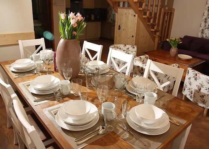 1544 * איסטבנה